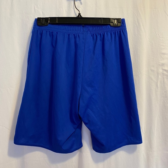 Adidas Climalite Shorts - Picture 2 of 3